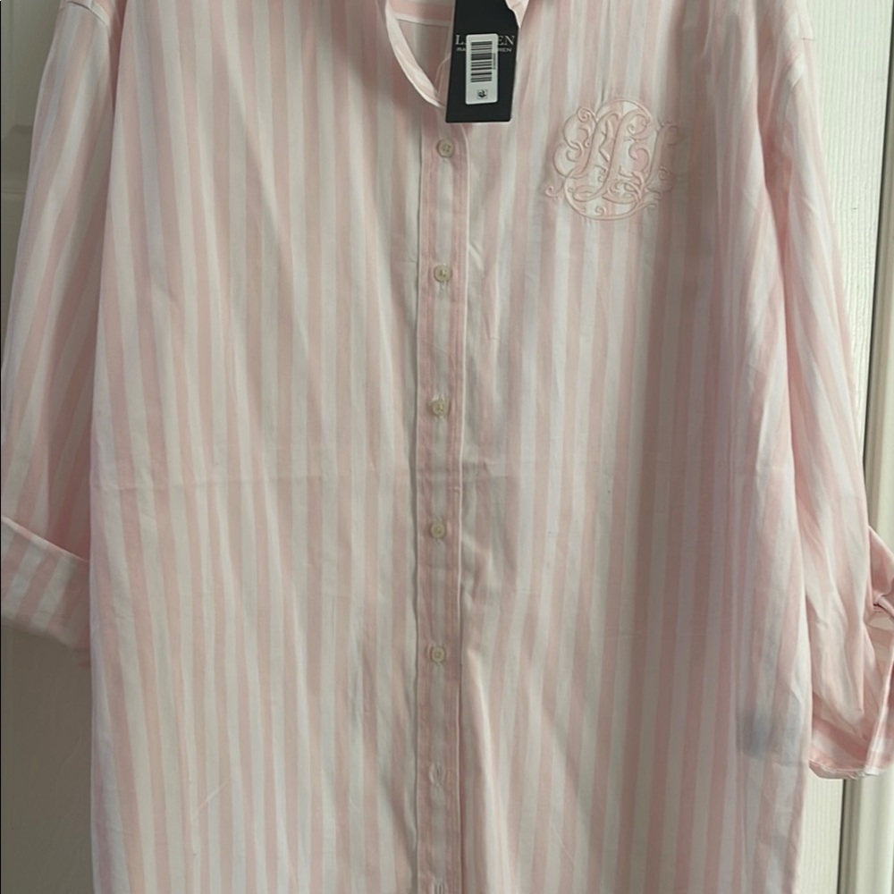 Lauren Ralph Lauren Pink and White Button Down Shirt - Picture 2 of 5
